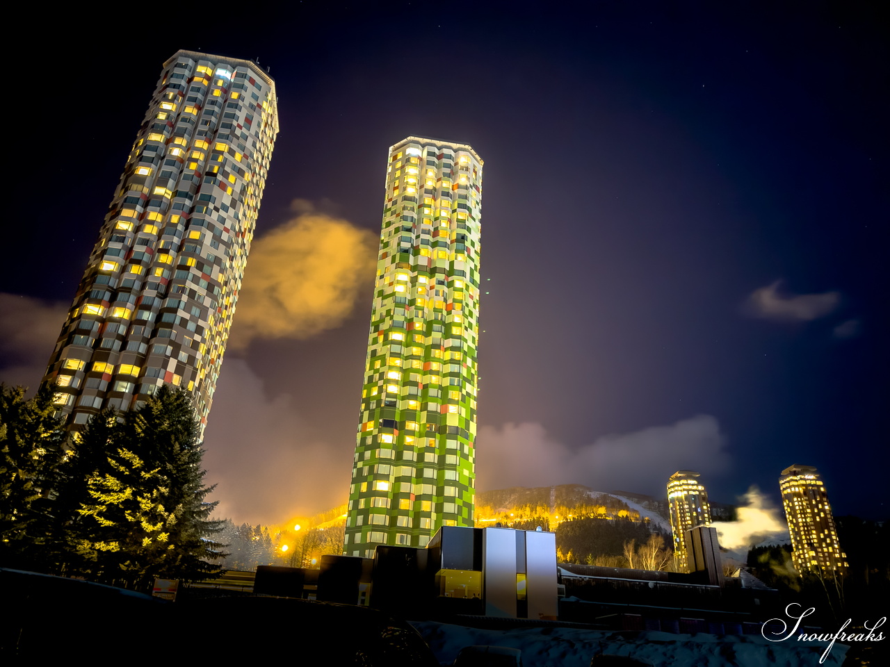 星野リゾート　トマム｜滑走後、時には夕方までまったりと。。。ちょっと贅沢な時間を過ごしてみてはいかがでしょう？新イベント『つきのdeアプレスキー』開催中！